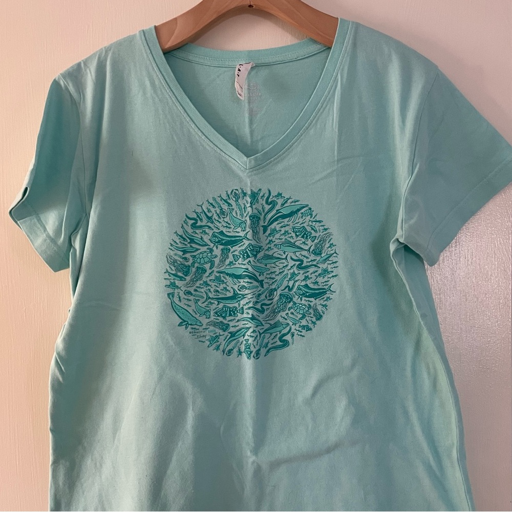 Hook Life Live and Tell T-shirt